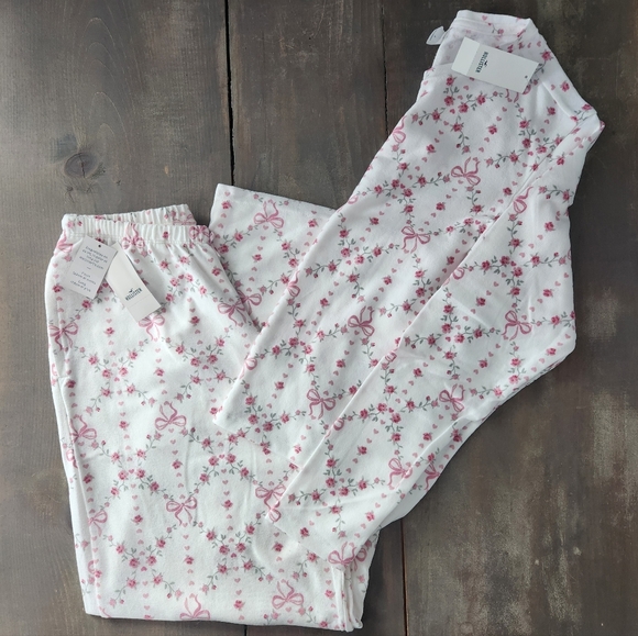 Hollister Other - NWT Hollister Always Cozy Sleep Set – Size Small